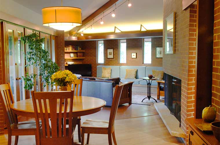 Usonian house remodel by Silent Rivers