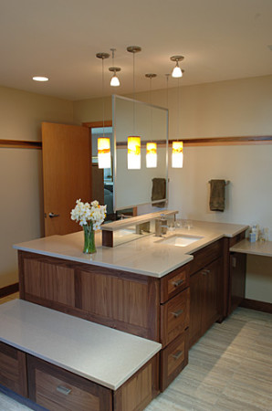 Quartz countertops can be dramatic or understated.