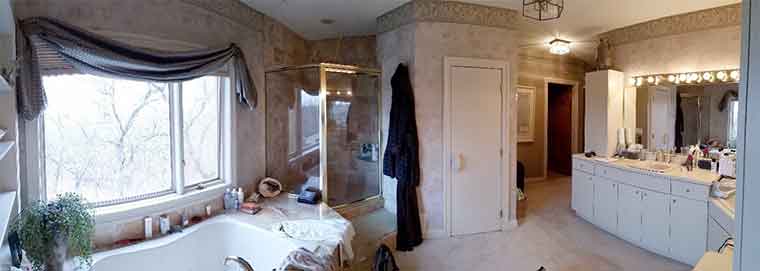 Before photo of Urbandale master suite bathroom