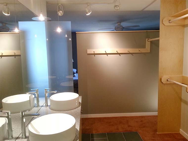 Midcentury modern condo gets bathroom remodeled by Silent Rivers