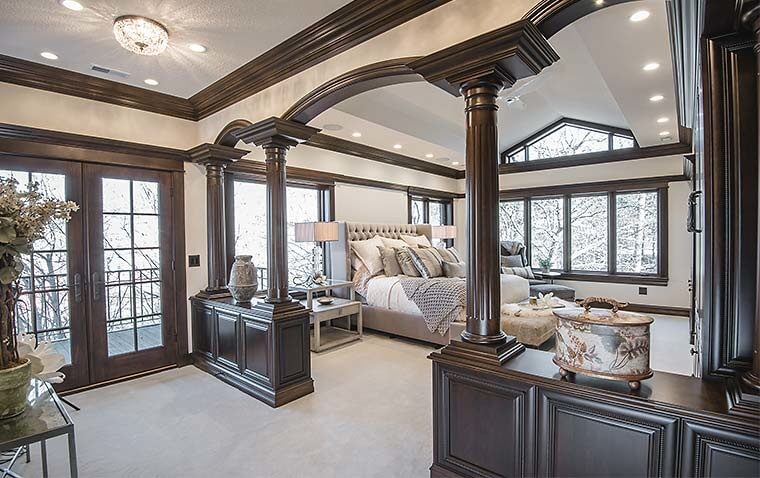 Photo Essay: A Luxurious Retreat. The Completed Master Suite in Urbandale