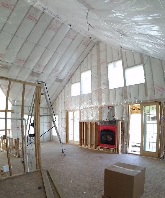 insulation-installation-new-house-by-Iowa-homebuilder-Silent-Rivers