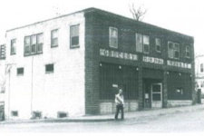 1970 photo of old H&H Grocery Store in Sherman Hills Neighborhood of Des Moines, Iowa