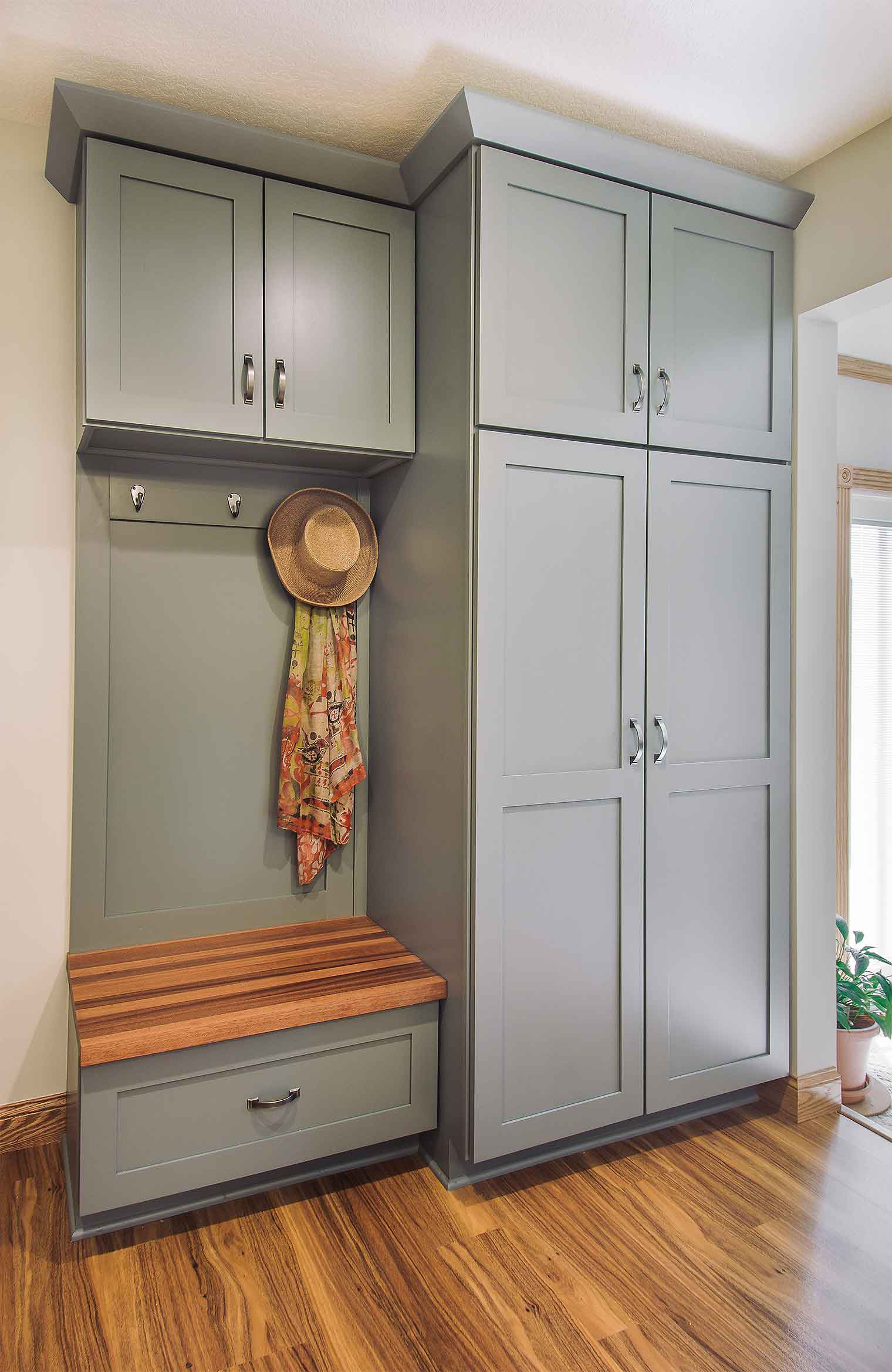 Dropzone in gray cabinets by Des Moines kitchen remodeler Silent Rivers