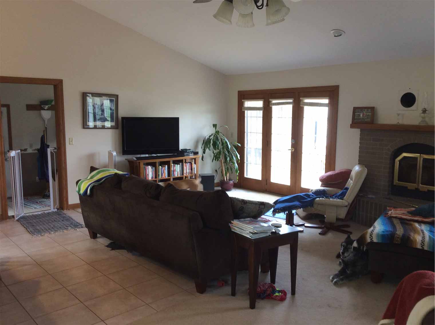 Before photo of family room to be remodeled by Silent Rivers of Des Moines to improve layout and overall floor plan of home with farmland