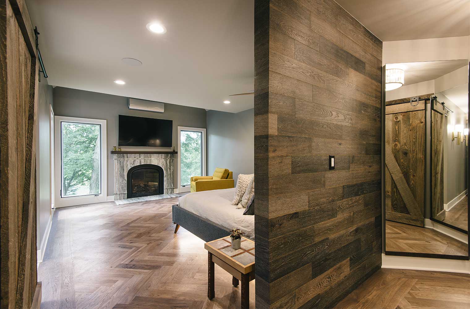 Contemporary Master Suite in Granger Delivers on Wish for Funky Style