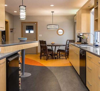 Striking Remodel of a White-on-White Midcentury Kitchen