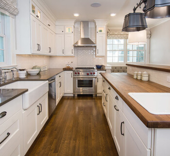 Updated Farmhouse Kitchen Integrates Butler’s Pantry and Cozy Breakfast Nook
