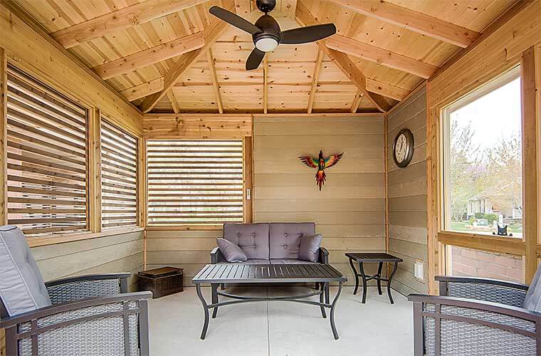 Des Moines, Iowa modern gazebo designed and built by Silent Rivers Design+Build