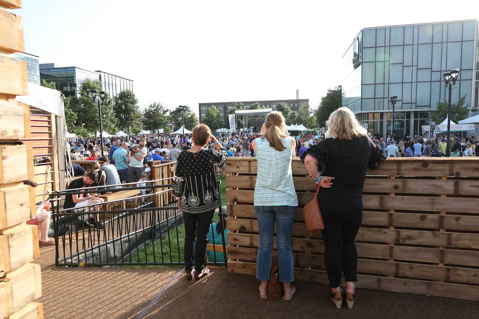 Silent Rivers VIP Club at 2018 Des Moines Arts Festival