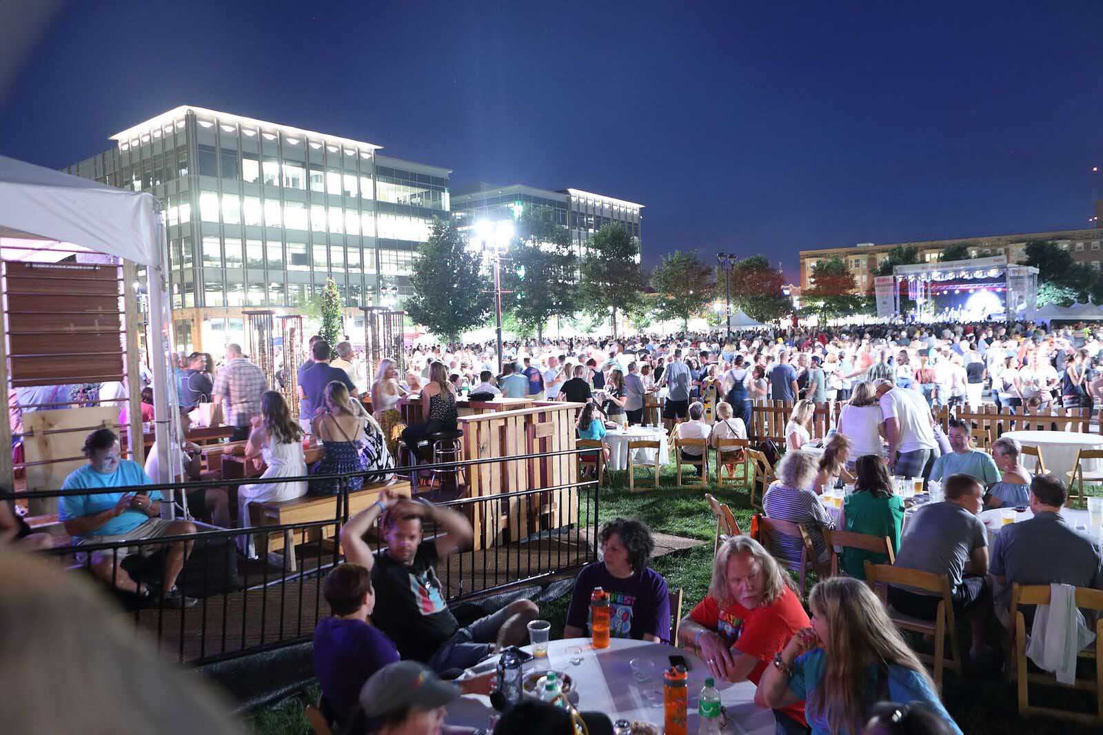 Silent Rivers VIP Club at 2018 Des Moines Arts Festival